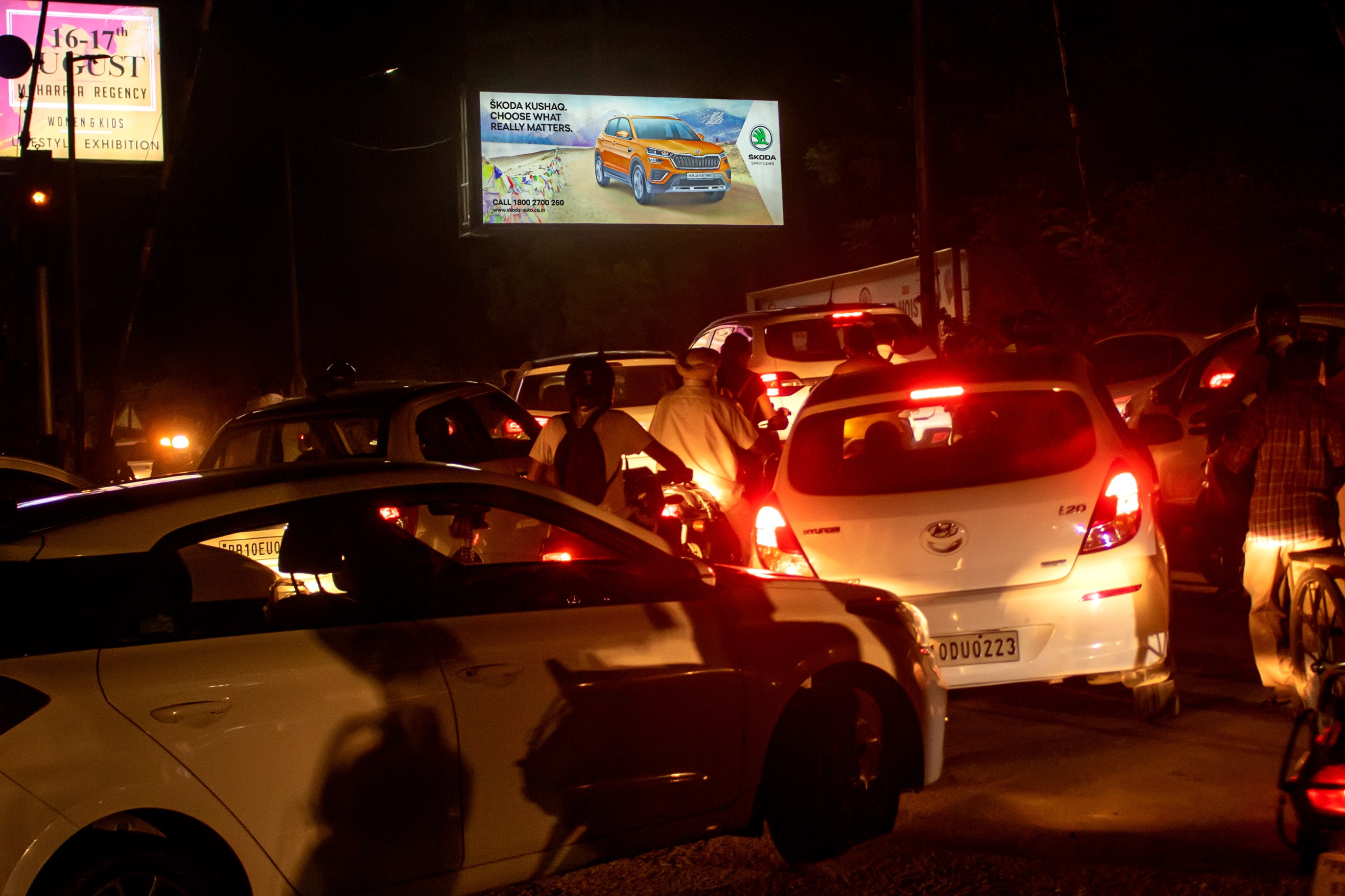 Hero Bakery Crossing2 / Ishmeet Singh Crossing2